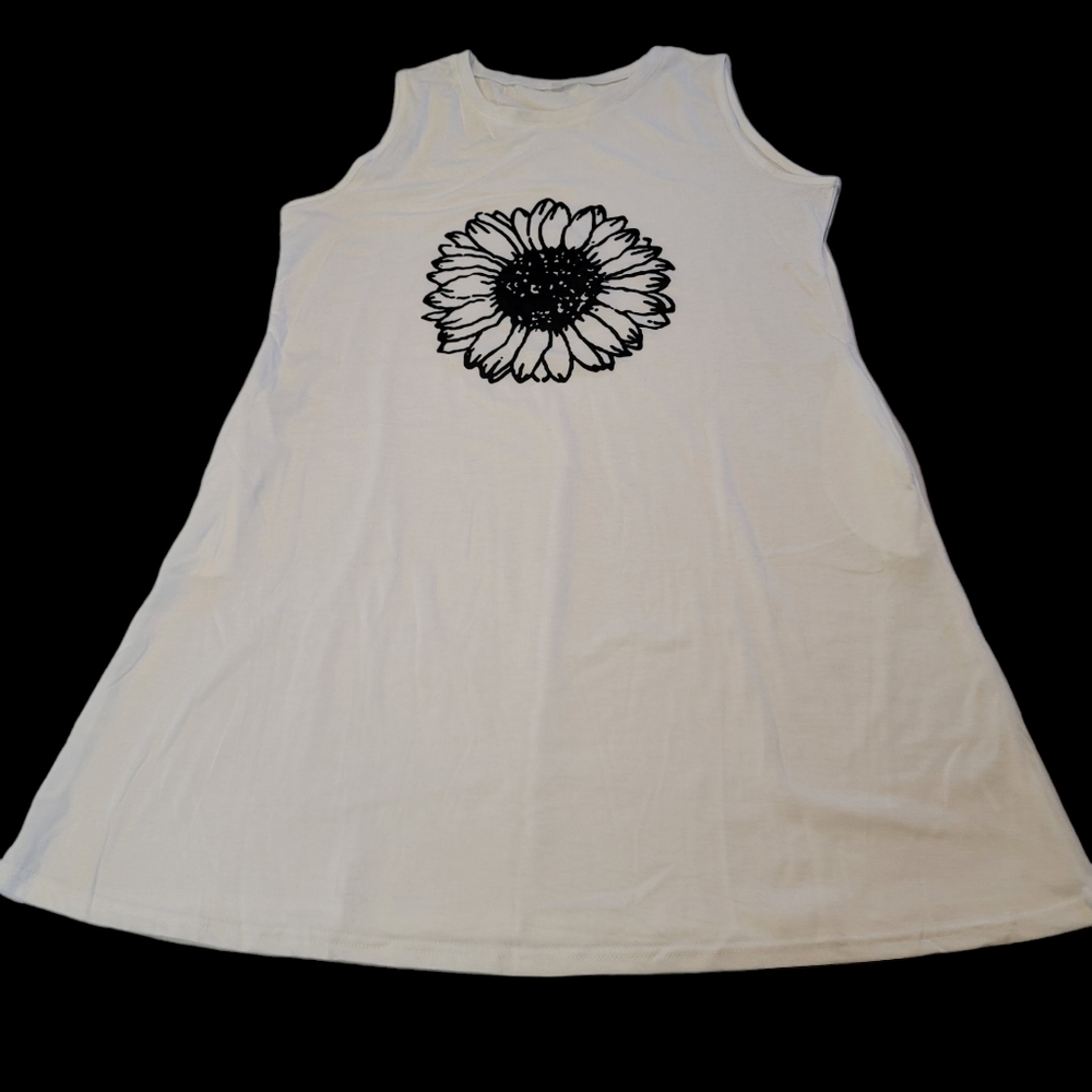 NWOT SUNFLOWER Tunic Style T-Shirt XXL